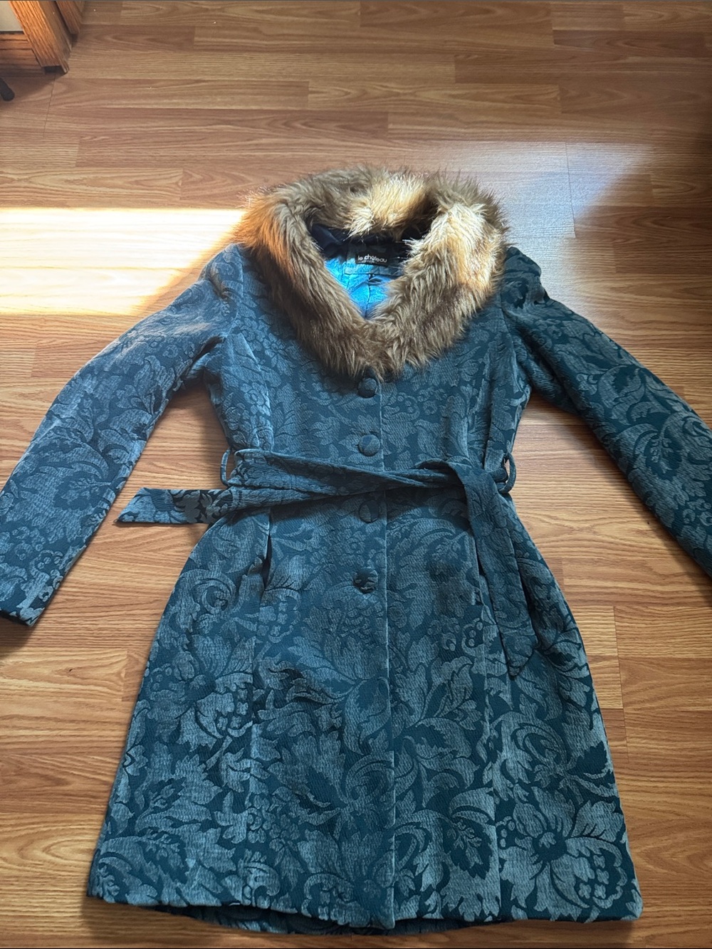 Le chateau Women's Teal Floral Jacquard Coat with Faux Fur Collar